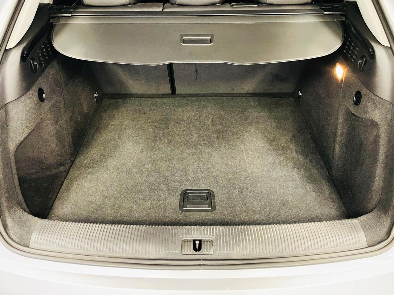 Audi Q3 2.0 TDI 150 CV S tronic Business Plus