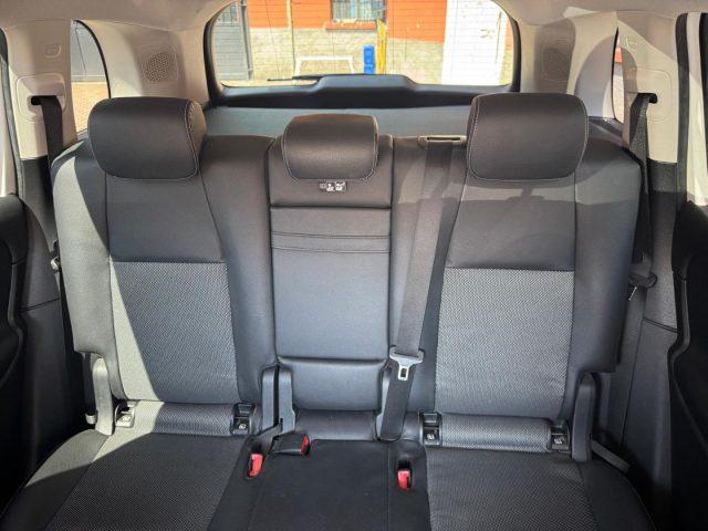 MERCEDES-BENZ GLB 200 d Automatic Business