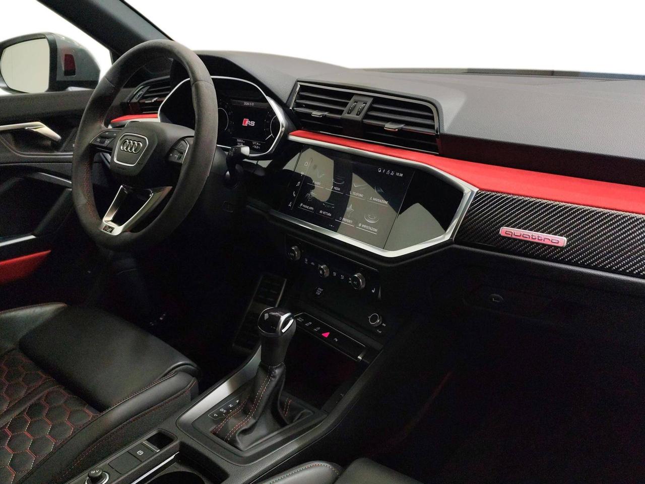 Audi Q3 Sportback RS 2.5 quattro