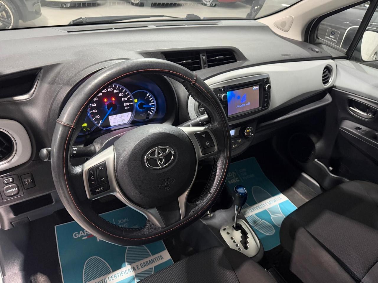 Toyota Yaris Ibrida Automatica 4 Stagioni