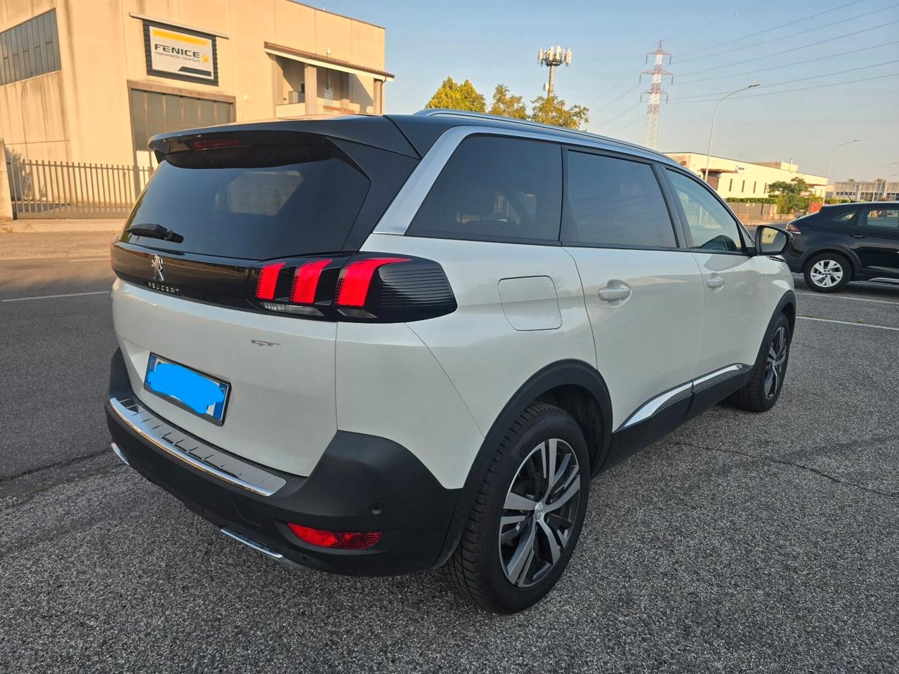 Peugeot 5008 BlueHDi 130 S&S EAT8 GT