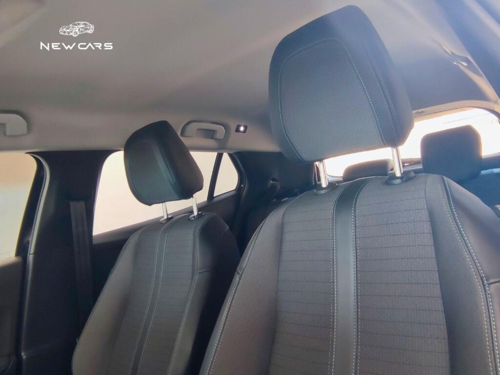 Peugeot 2008 BlueHDi 130 S&S EAT8 Allure
