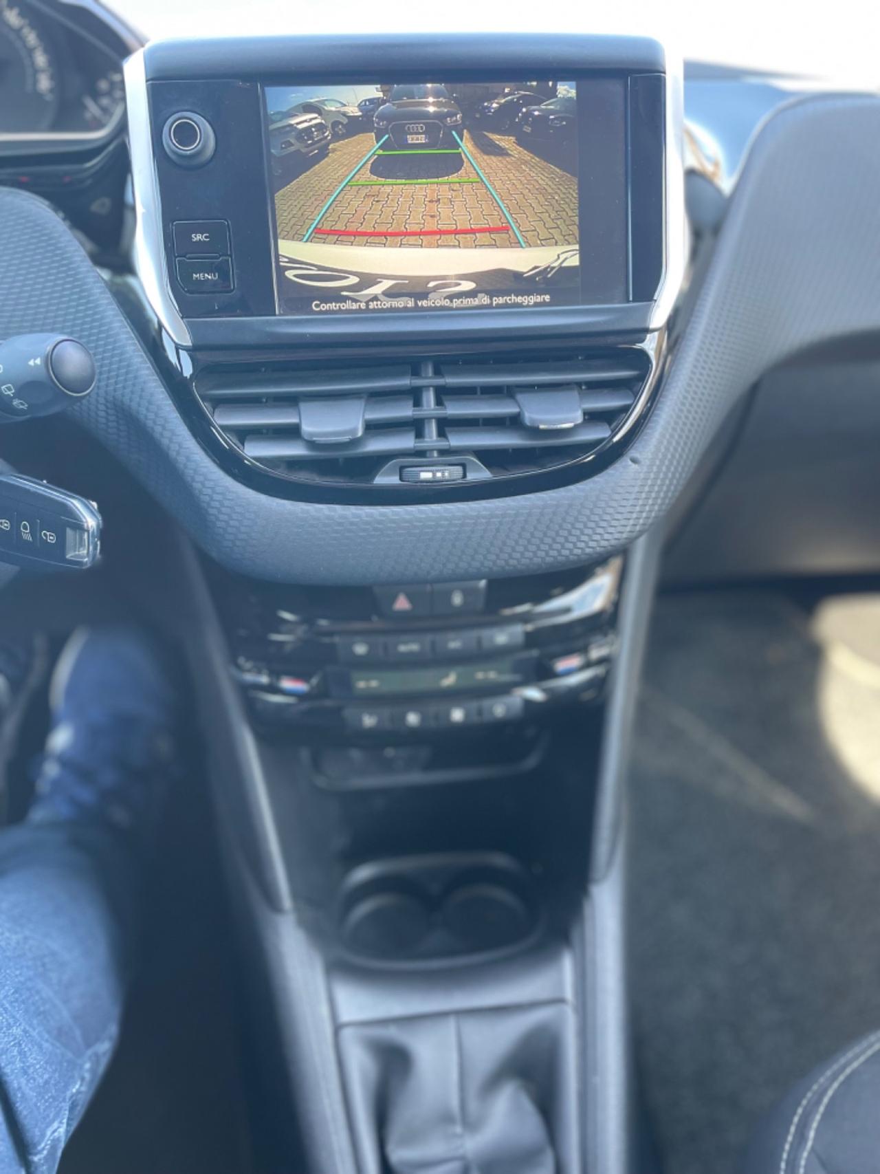 Peugeot 208 PureTech 82 5 porte Allure