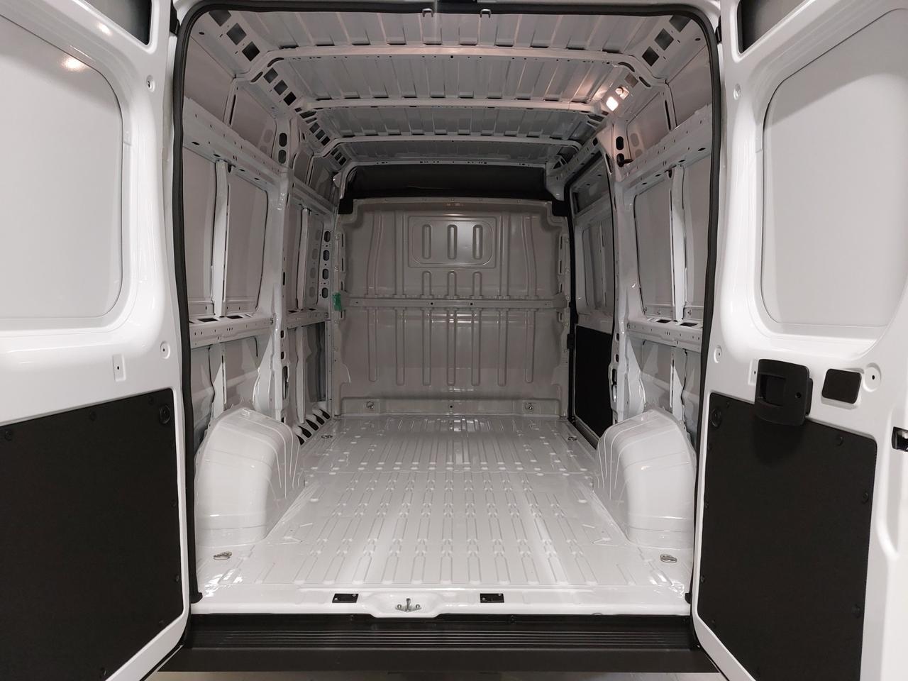 FIAT Ducato (4ª serie) Ducato 33 2.2 Mjt 140CV...