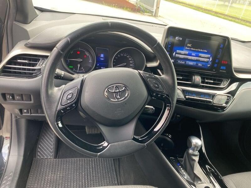 Toyota C-HR 1.8 Hybrid E-CVT Trend