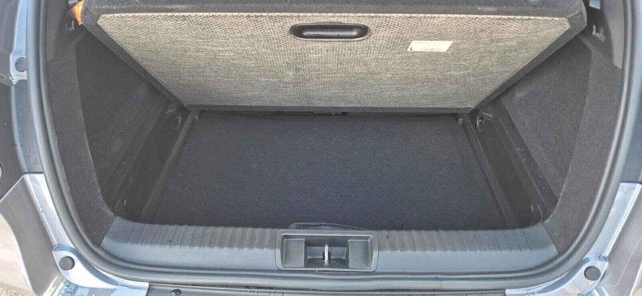 Renault Captur BluedCi 95CV Business - 2021