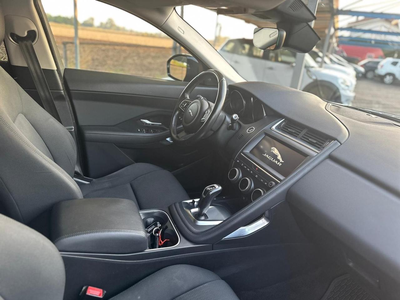 Jaguar E-Pace 2.0D 150 CV AWD aut. R-Dynamic HSE