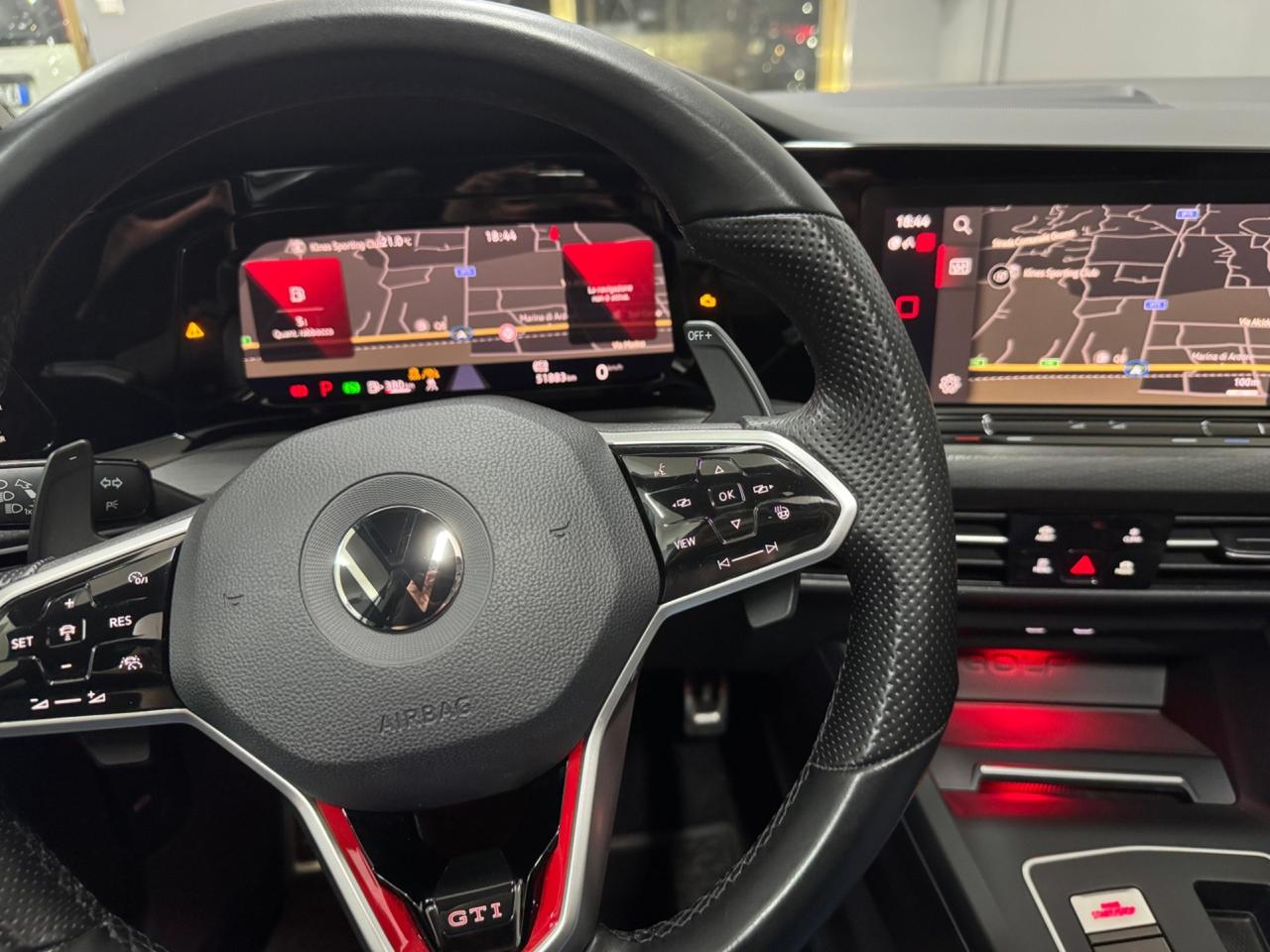 Volkswagen Golf GTI 2.0 TSI