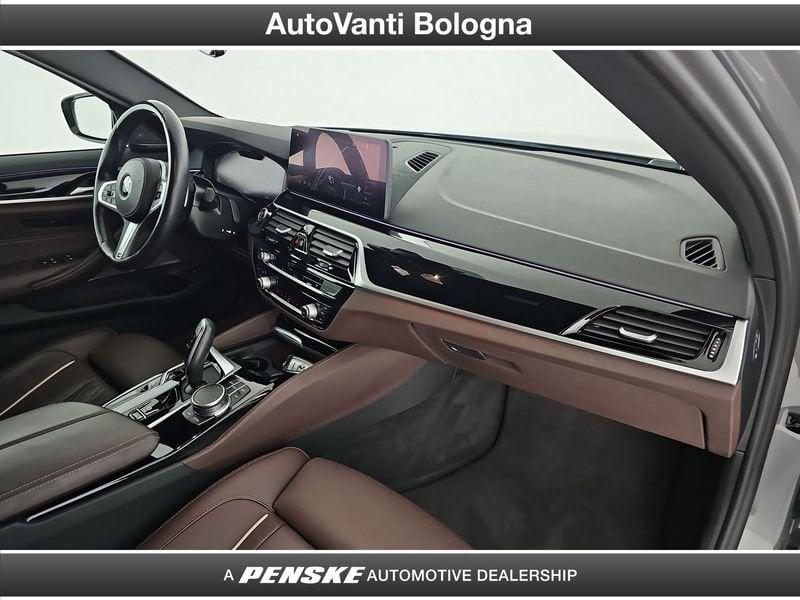 BMW Serie 5 540d 48V xDrive Touring Msport