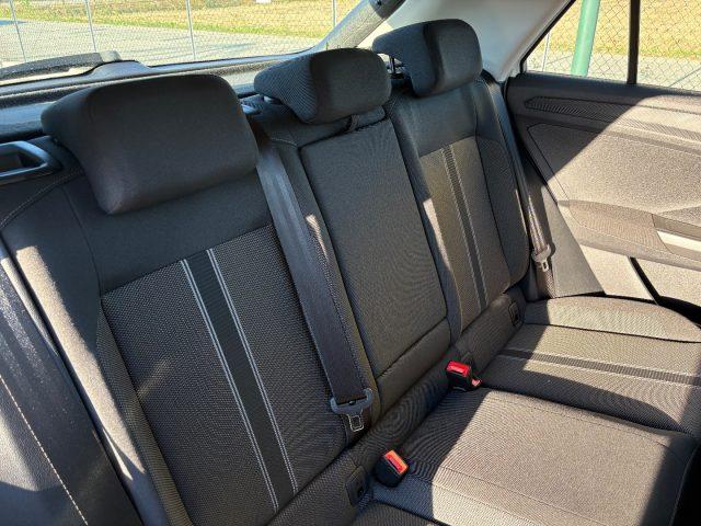 VOLKSWAGEN T-Roc 1.0 TSI Style BlueMotion PREZZO REALE/NEOPATENTATI