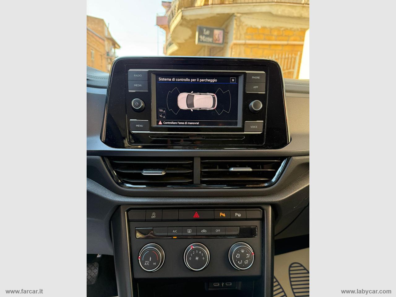 VOLKSWAGEN T-Roc 1.0 TSI Life