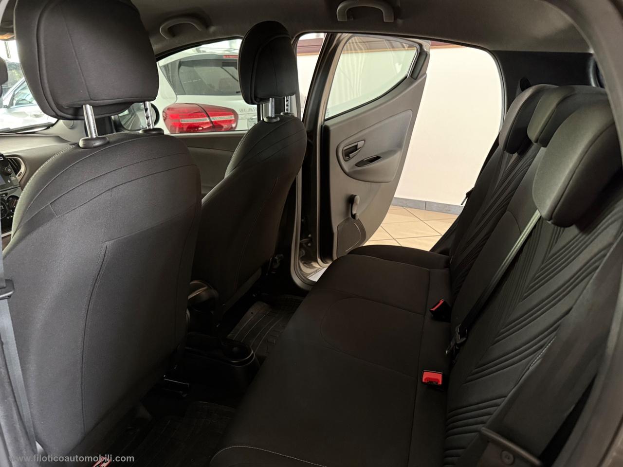 LANCIA Ypsilon 1.0 FireFly 5p.S&S Hybryd Gold 5 POSTO, CARPLAY