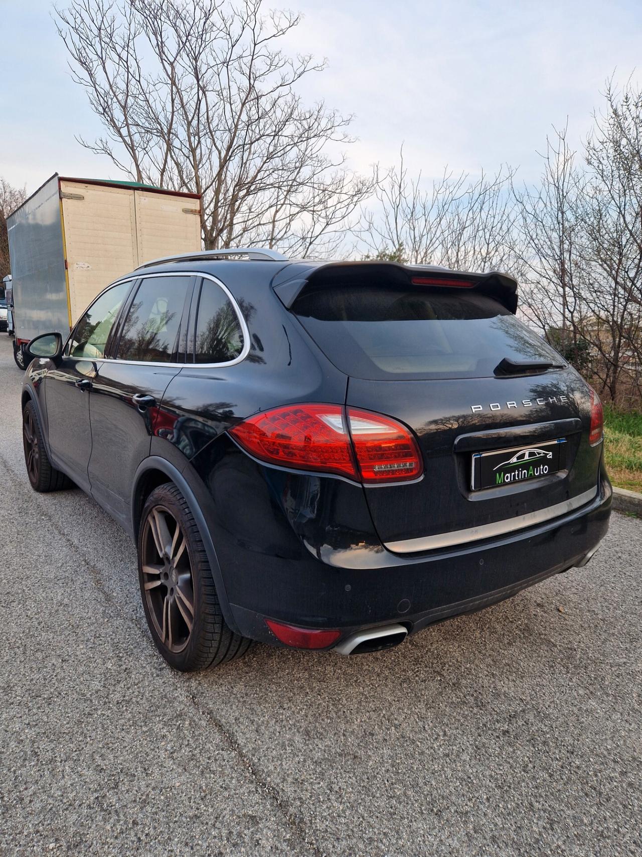 Porsche Cayenne 3.0 Diesel - Full Optional