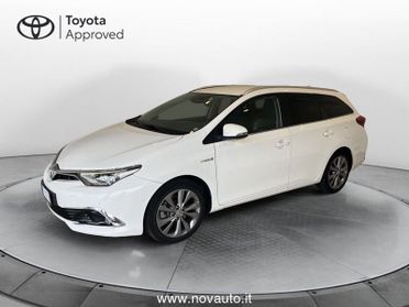 Toyota Auris 1.8 Hybrid Lounge