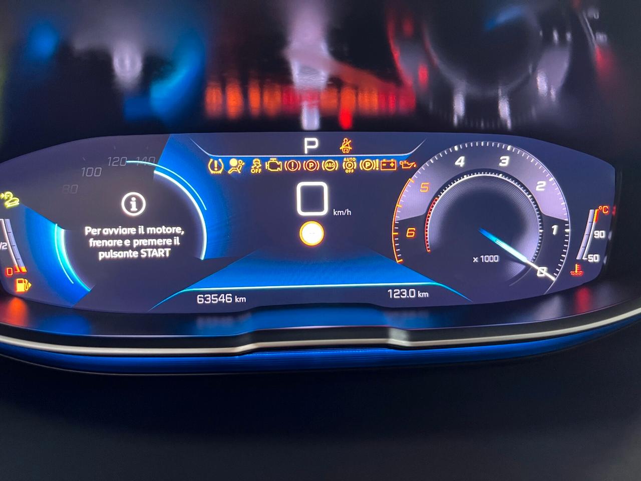 Peugeot 5008 BlueHDi 130 S&S EAT8 Allure Pack