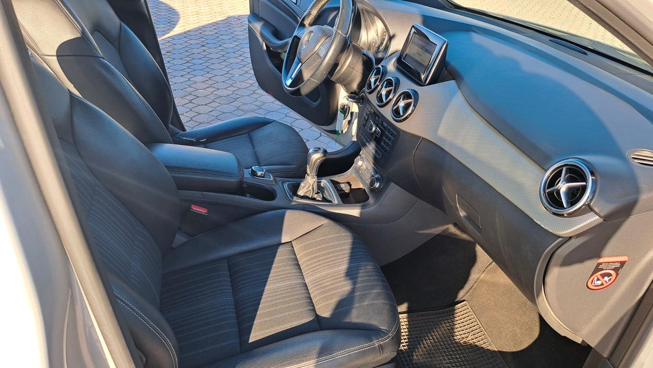 Mercedes-benz B 180 BlueEFFICIENCY Premium