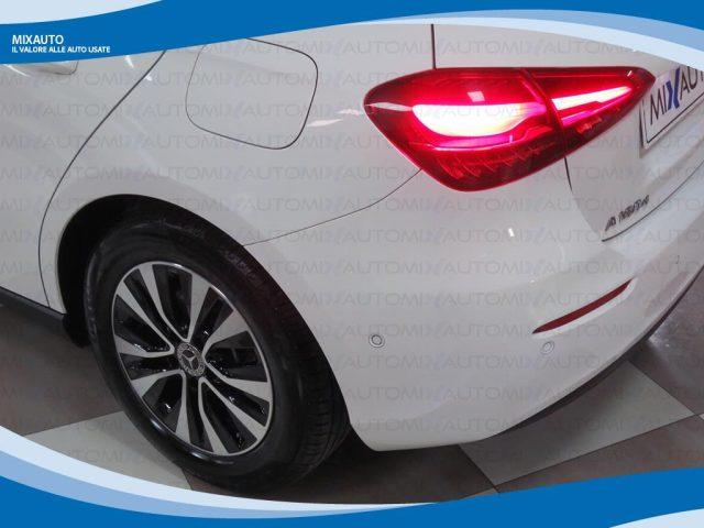 MERCEDES-BENZ A 180 D Automatic Advanced EU6