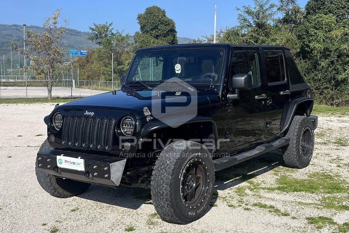 JEEP Wrangler Unlimited 2.8 CRD DPF Sahara Auto