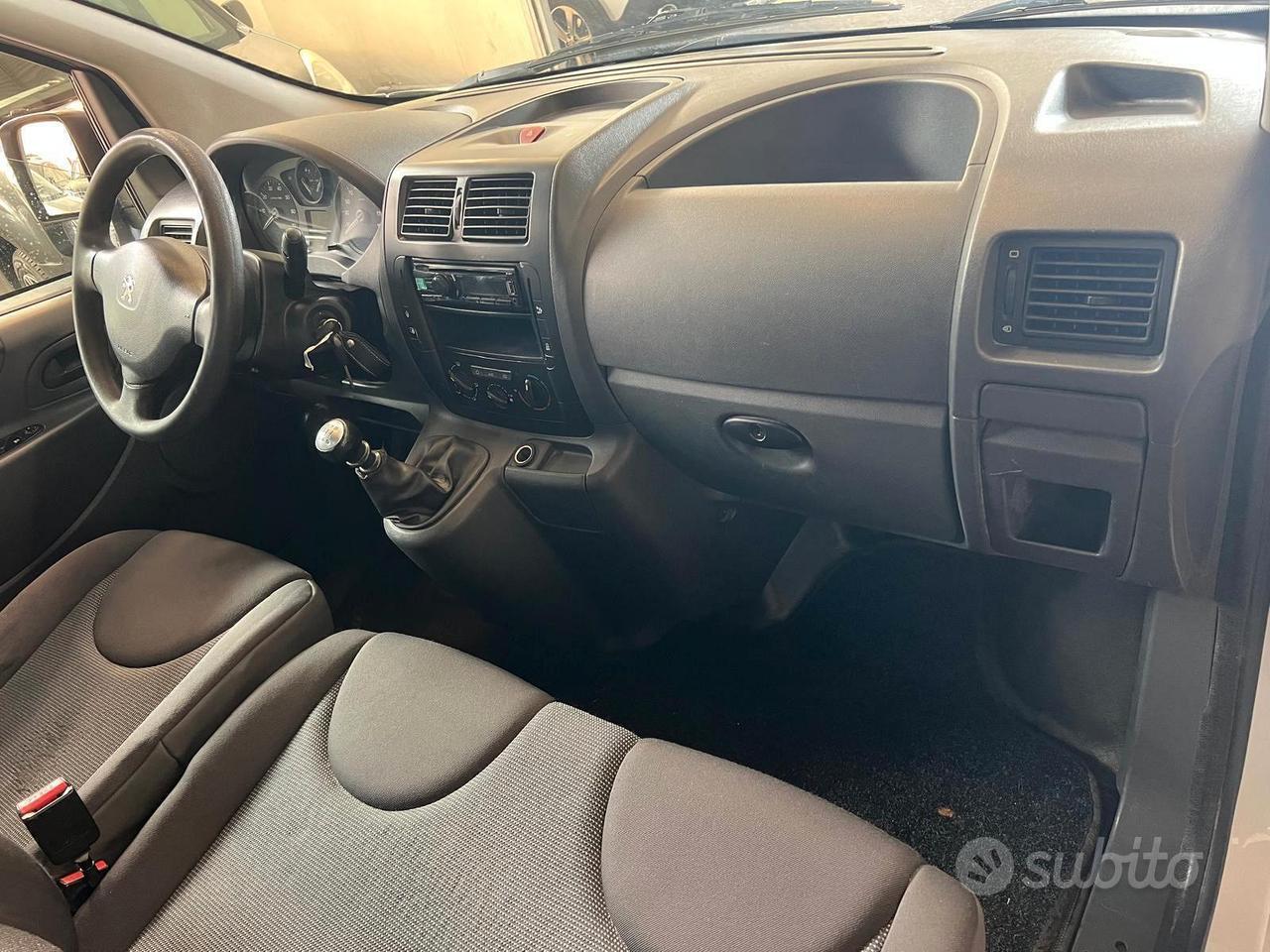 PEUGEOT EXPERT 2.0 HDI 2016