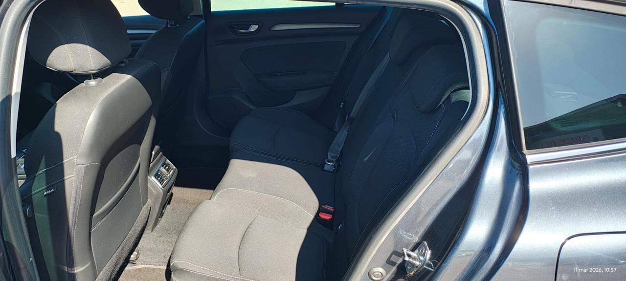 Renault Megane Mégane Sporter Plug-in Hybrid E-TECH 160 CV Business