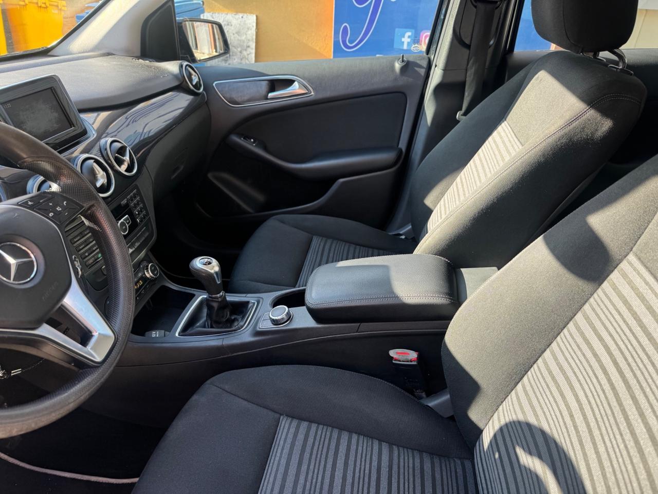 Mercedes-benz B 180 CDI BlueEFFICIENCY Premium