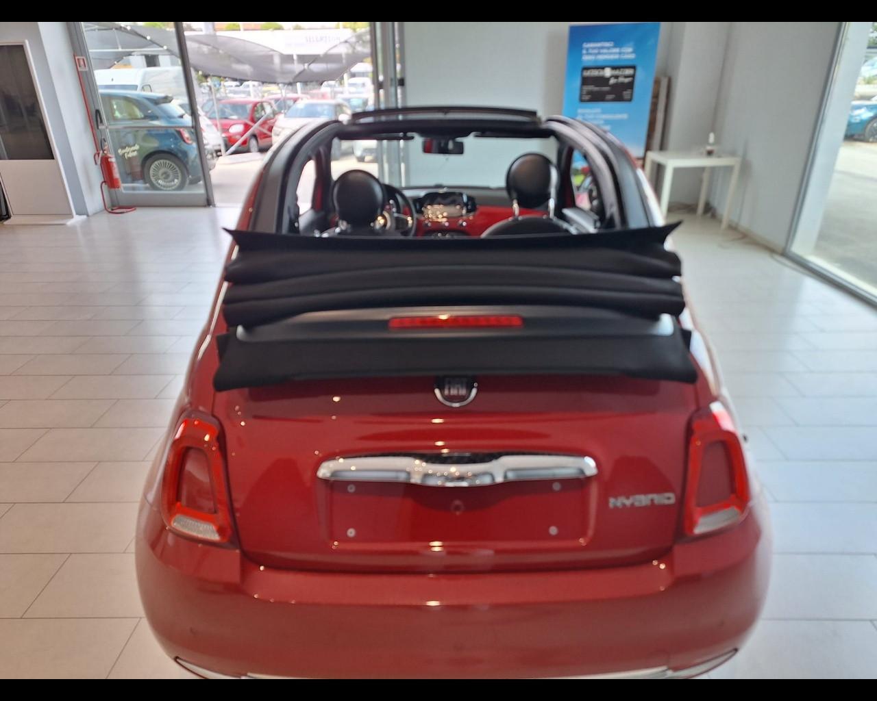 FIAT 500 (2015-->) - 500 C 1.0 Hybrid Dolcevita