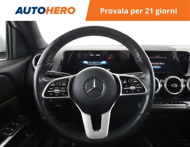 MERCEDES-BENZ GLB 200 d Automatic Sport
