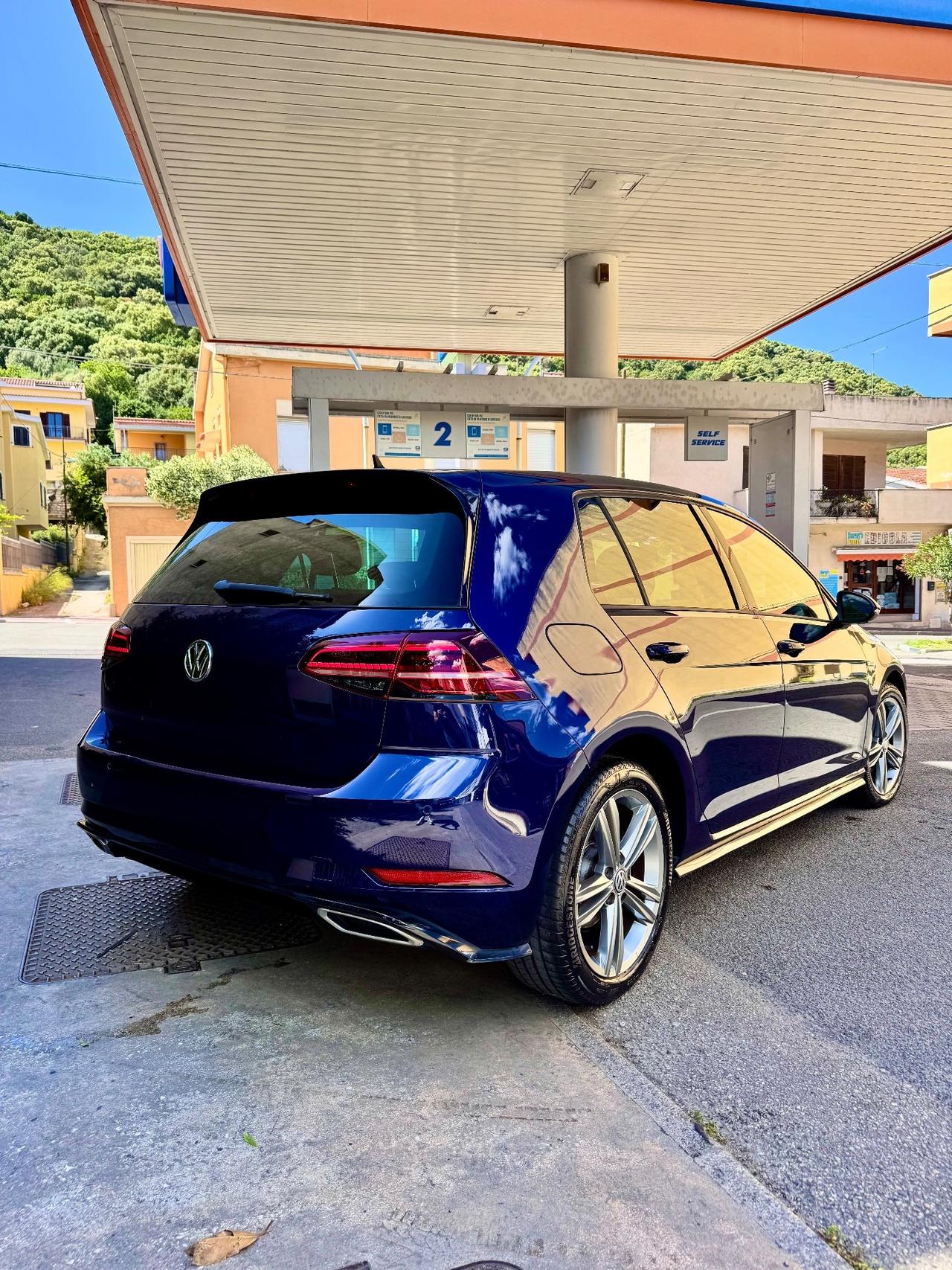Volkswagen Golf 7.5 1.6 TDI 115 CV 5p. R-Line