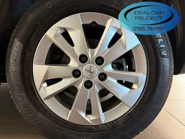 Peugeot Rifter BlueHDi 130 S&S EAT8 Active Standard
