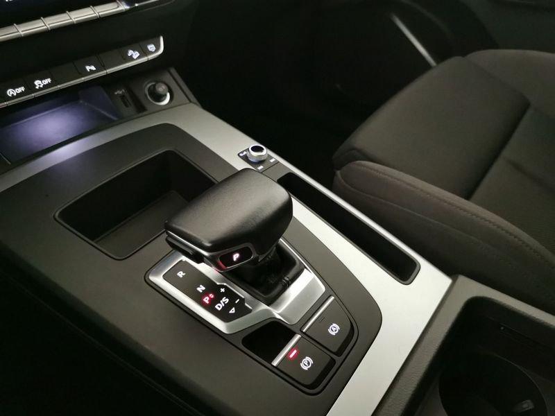 Audi Q5 Sportback 40 2.0 tdi mhev 12V S line quattro s-tronic