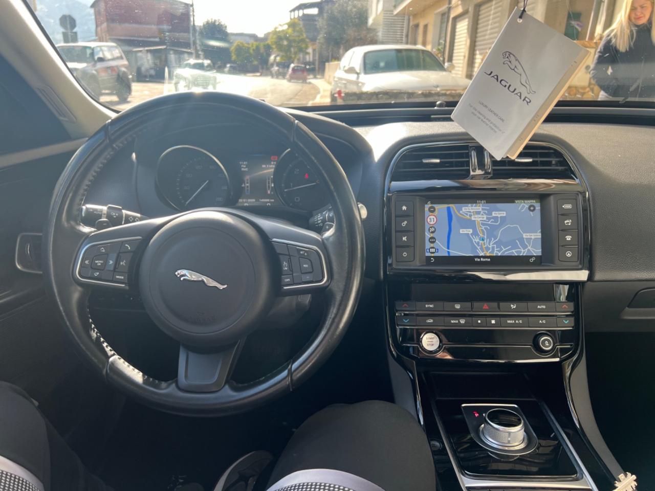 Jaguar XE 2.0 D Turbo aut. Portfolio