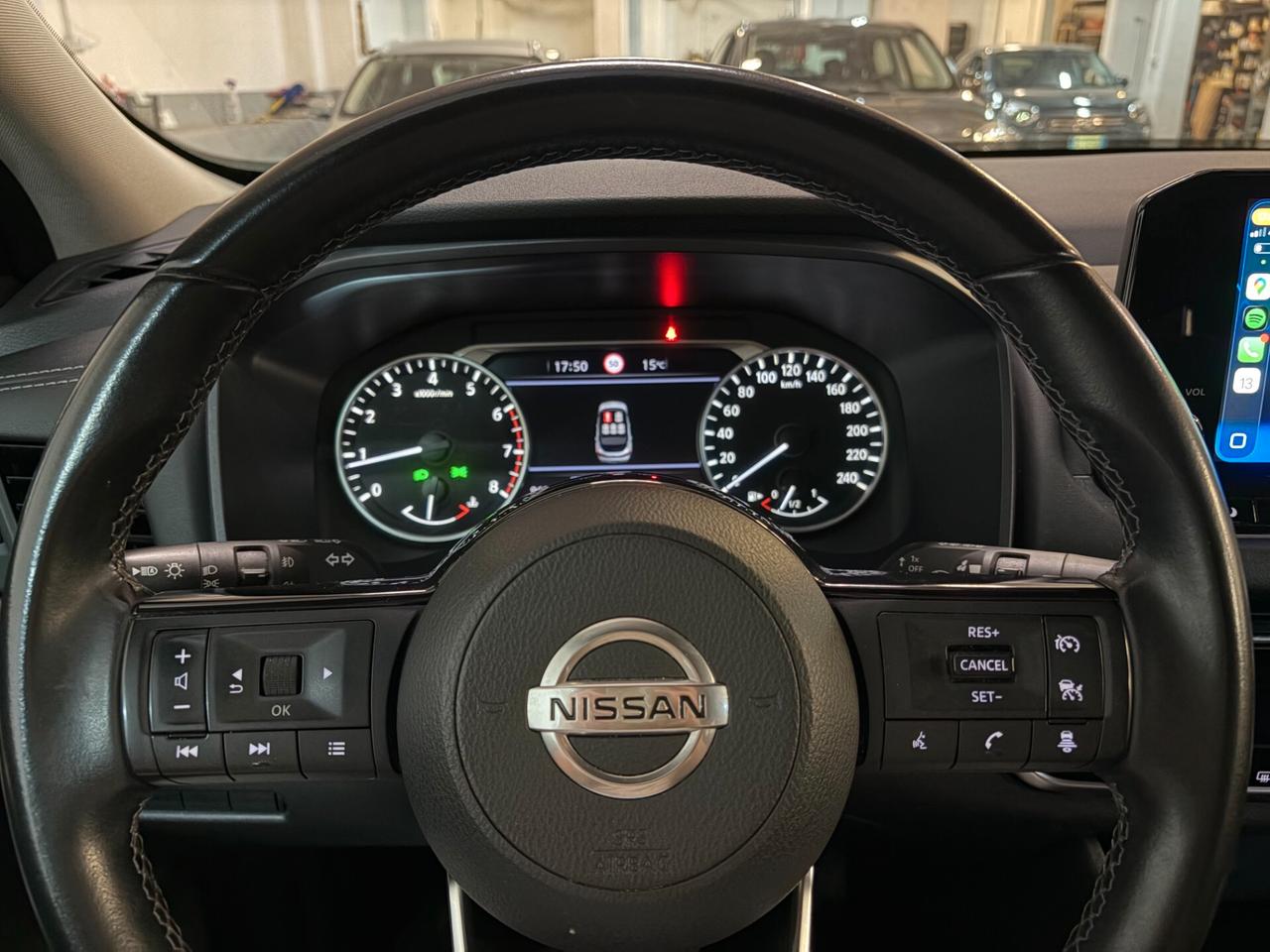 Nissan Qashqai MHEV 140 CV Business