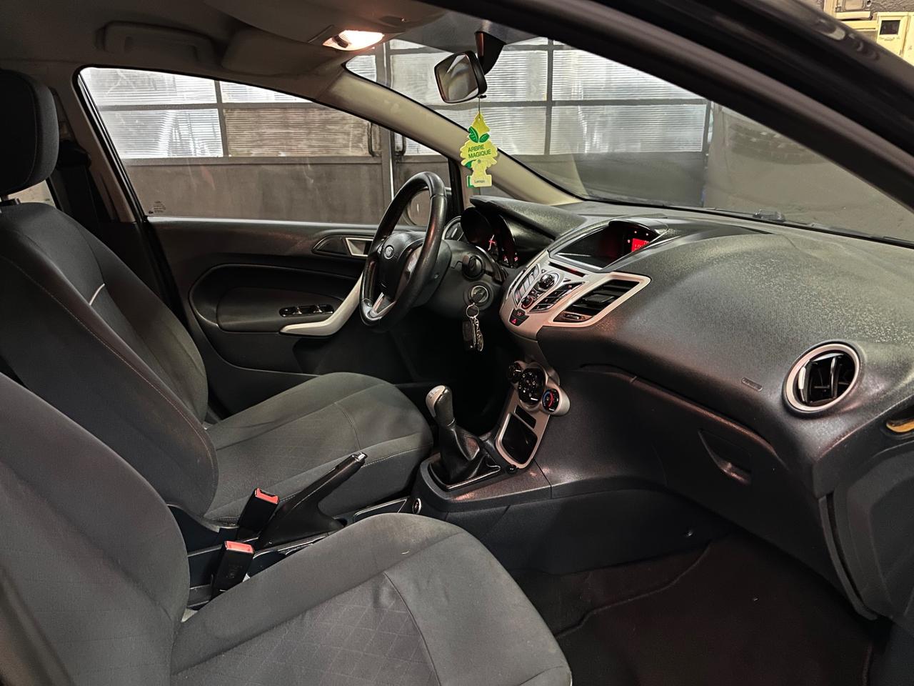 Ford Fiesta Ikon 1.4 5 porte Bz.- GPL