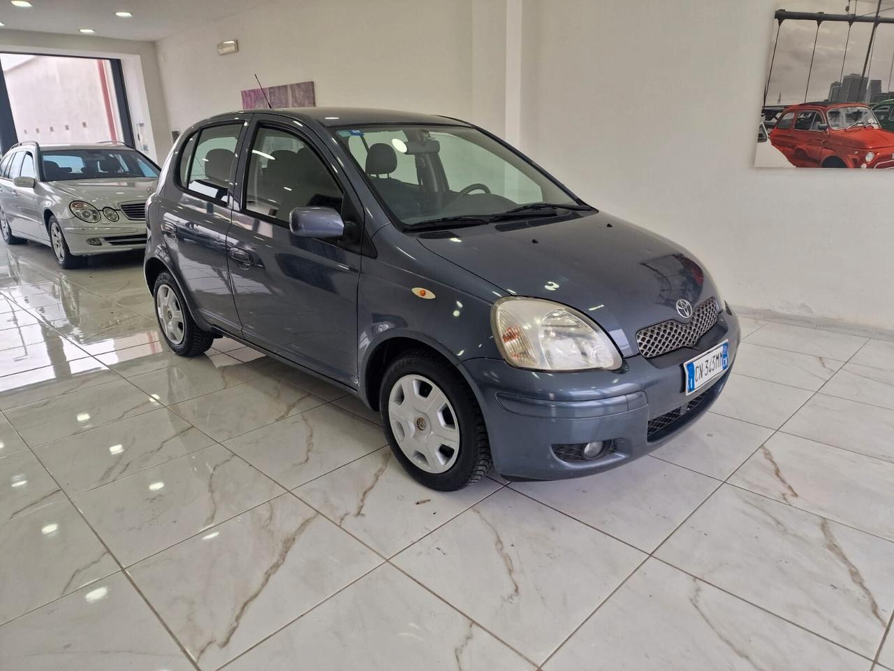 Toyota Yaris 1.3i 16V cat 5 porte Sol Blue