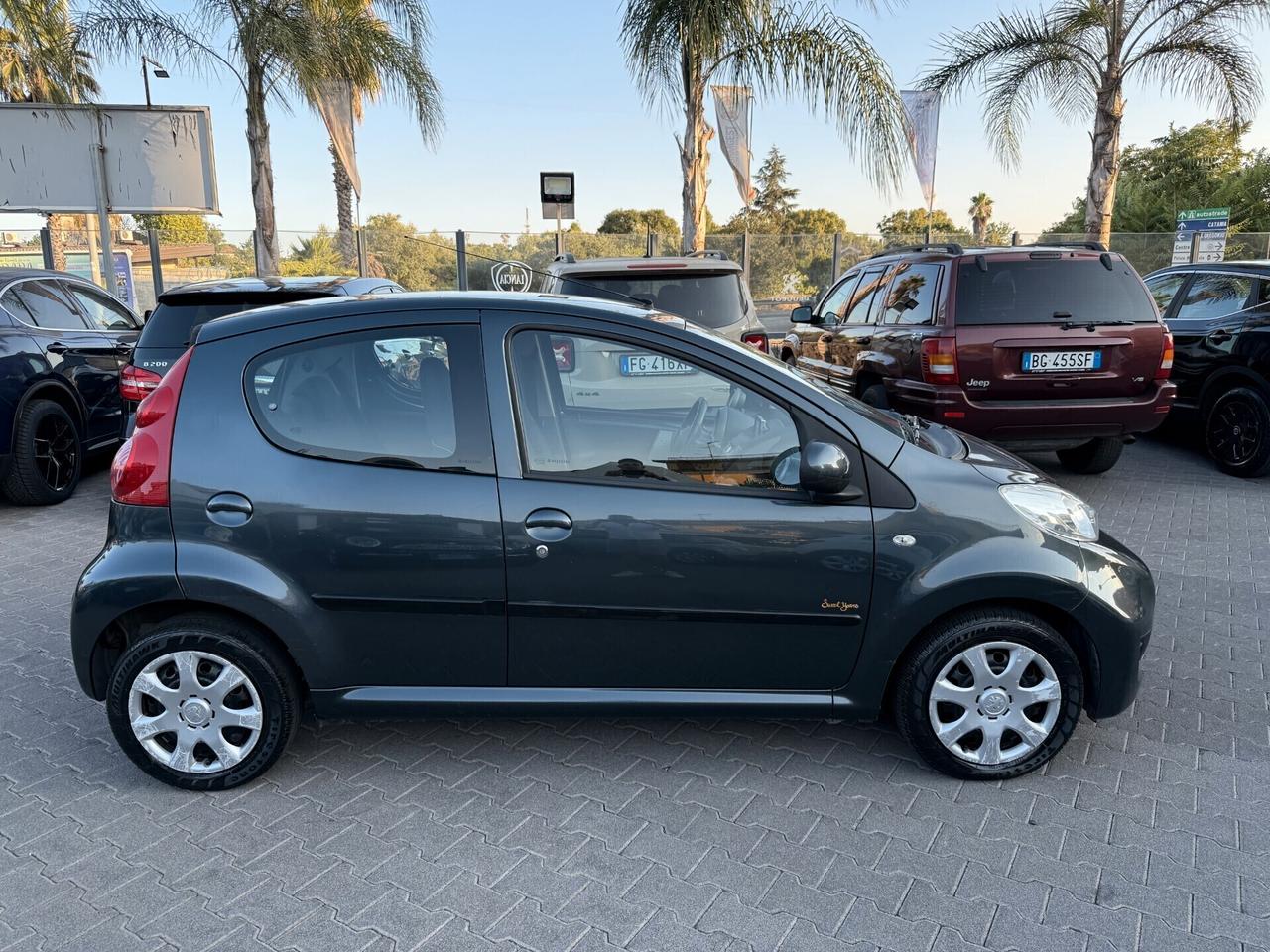 Peugeot 107 1.0 68CV 5p. Sweet Years - 2010