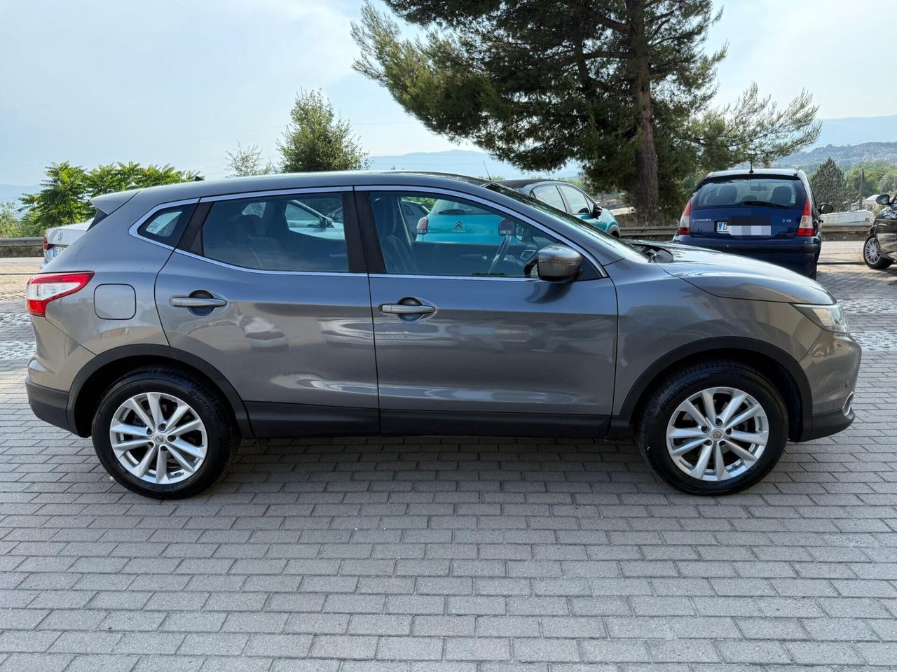 Nissan Qashqai 1.6 diesel automatica