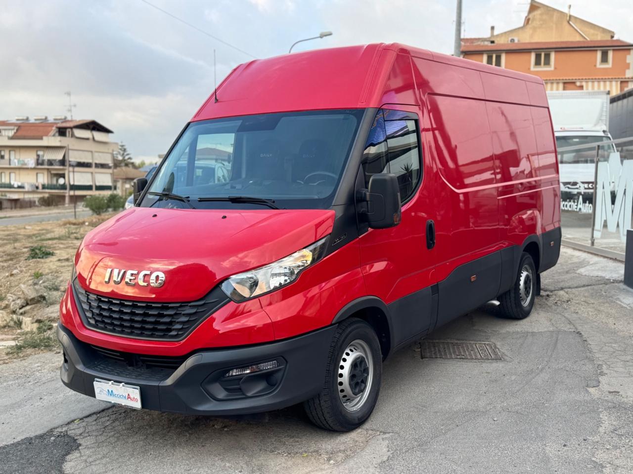 IVECO DAILY 35S16 160 CV L2H2 CLIMA PORTA FULL SOSPENSIONI E6
