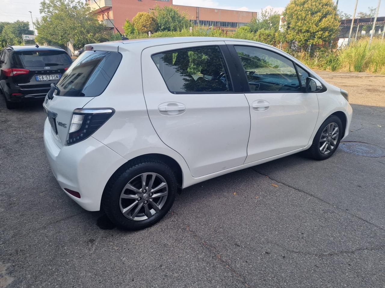Toyota Yaris 1.0 5 porte Lounge