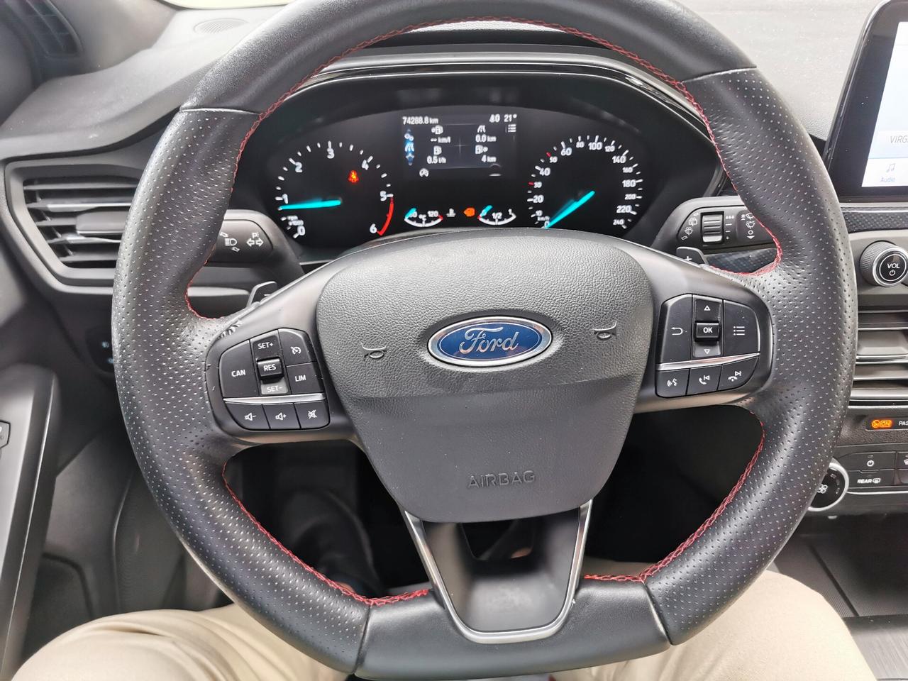 Ford Focus 1.5 EcoBlue 120cv aut.5p. ST-Line Co-Pilot