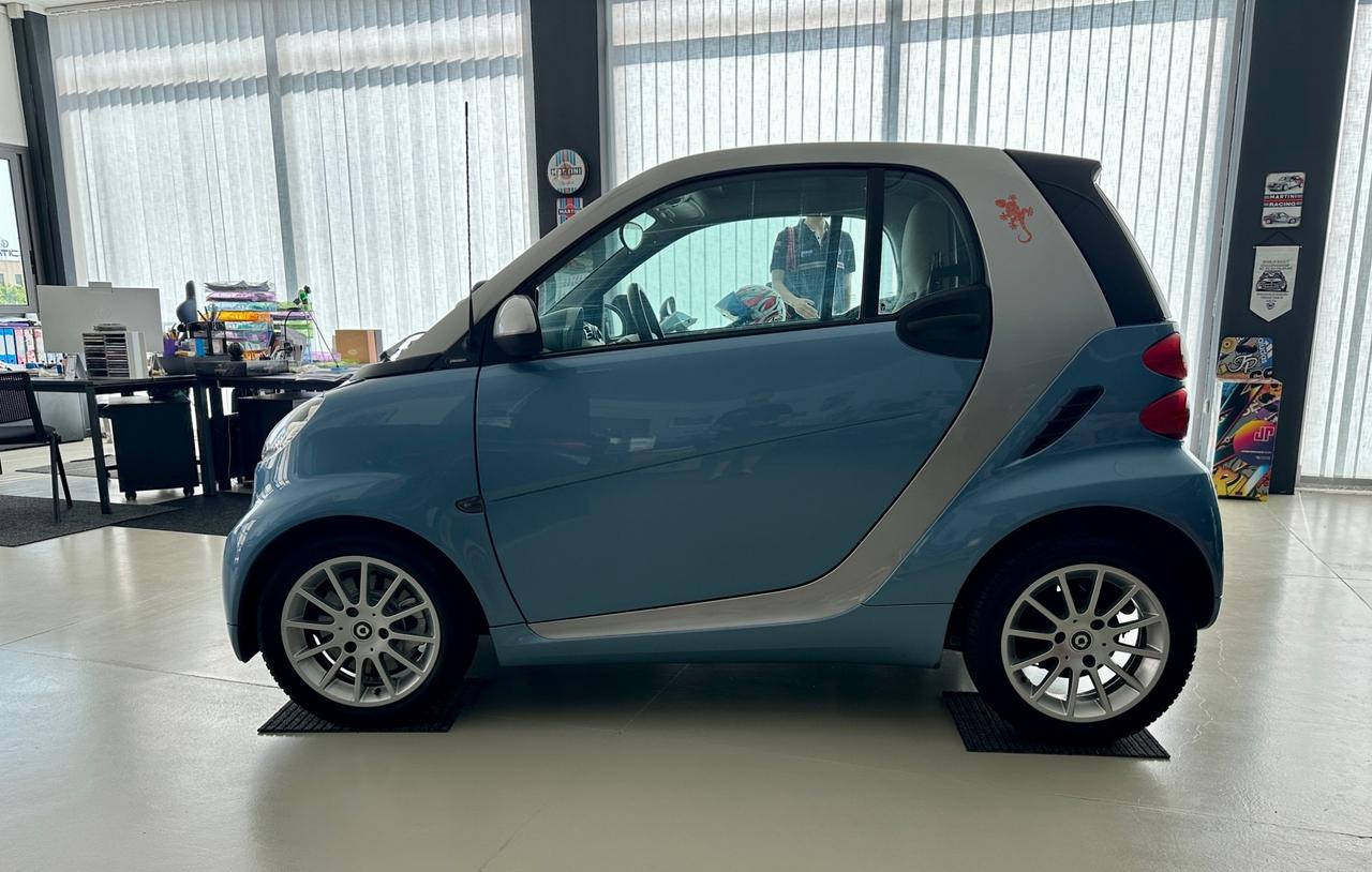 Smart ForTwo 1000 52 kW coupé passion