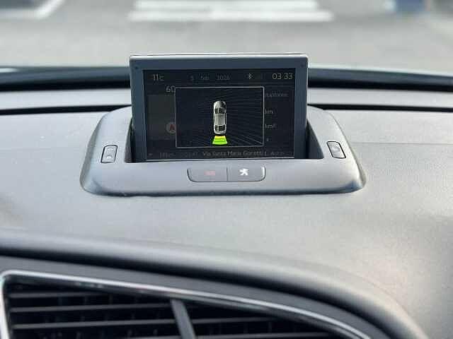 Peugeot 3008 BlueHDi 120 S&S Allure