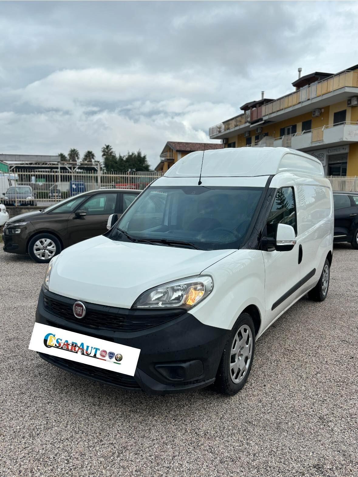 Fiat Doblò Tetto Alto con SPONDA CARICATRICE