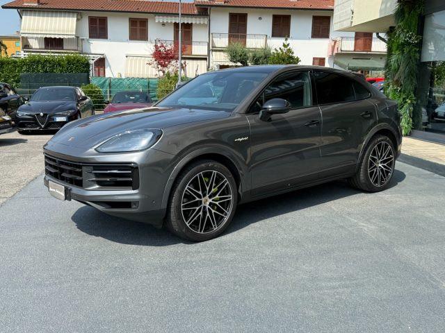 PORSCHE Cayenne Coupé 3.0 V6 E-Hybrid MOD. 2024 IVA ESPOSTA