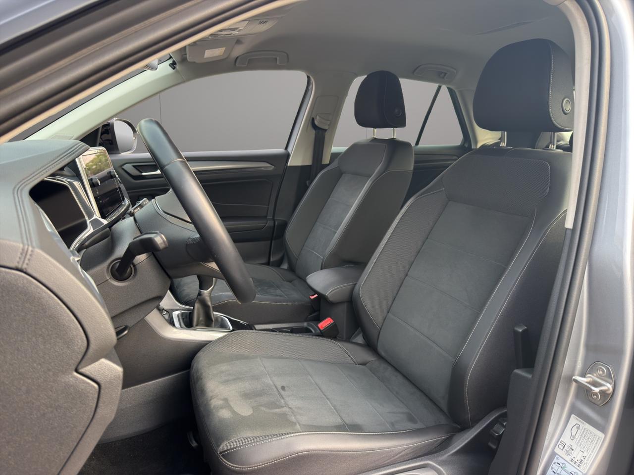Volkswagen T-Roc 1.0 tsi STYLE 110cv - Unipro - Promo Finanziamento - Garanzia - Virtual Cockpit - Navi Pro - Retrocamera - IQ Light
