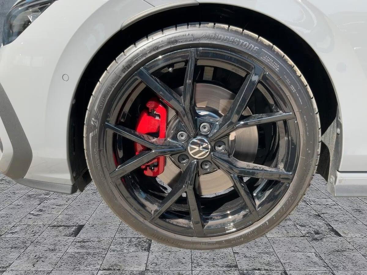Volkswagen Golf 8.5 GTI 2.0 TSI DSG