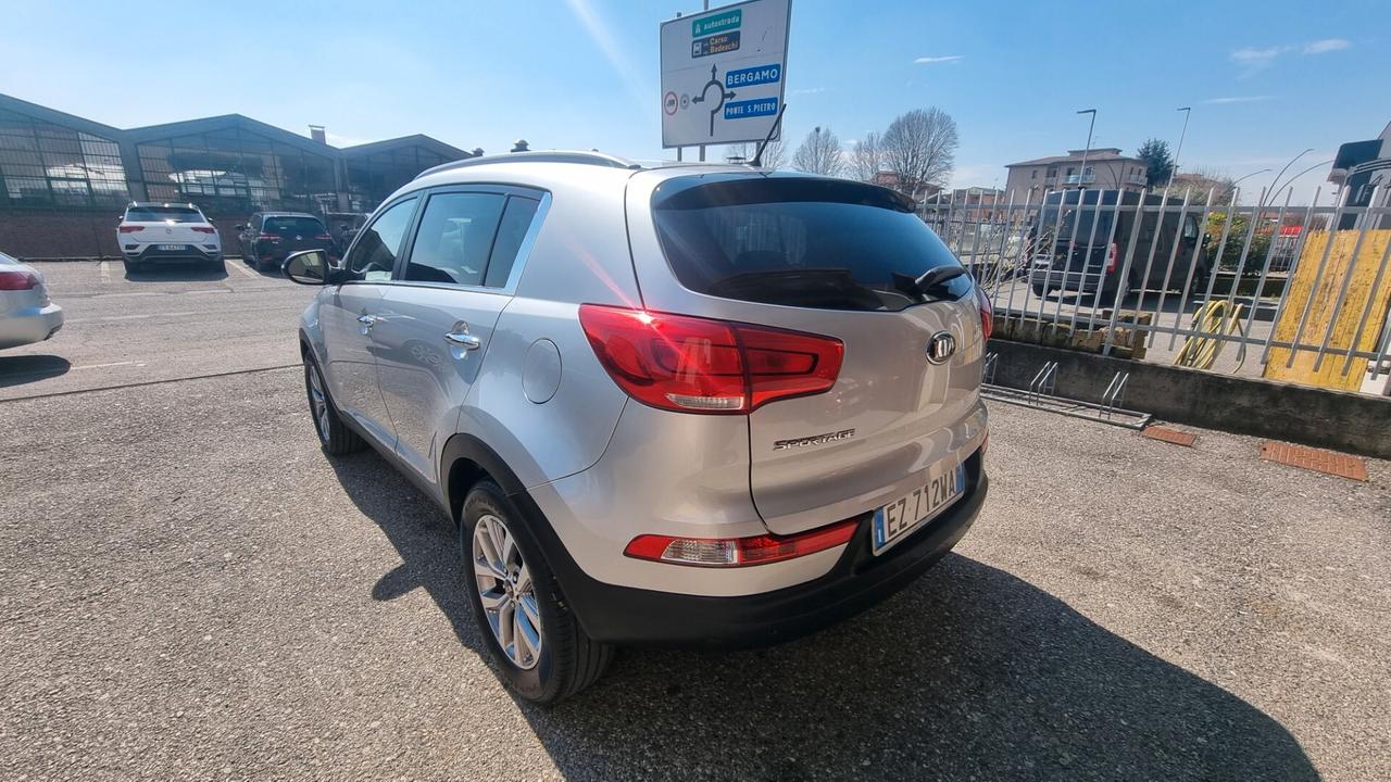 Kia Sportage 1.7 CRDI VGT 2WD high tech