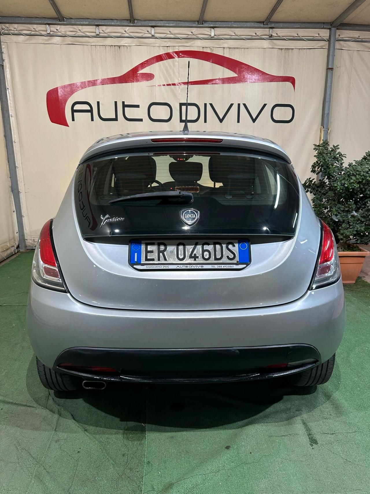 Lancia Ypsilon 1.2 69 CV 5 porte GPL Ecochic Silver