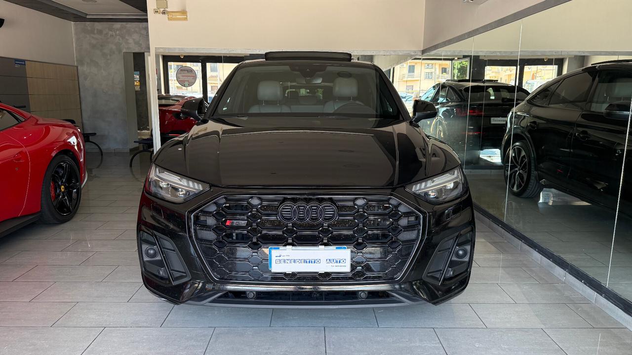 AUDI SQ5 SPORTBACK TETTO IDENTITY BLACK