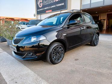 Lancia Ypsilon 1.0 FireFly 70cv Hybrid Gold