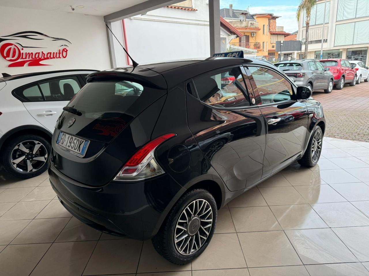 LANCIA YPSILON 1.2 GPL DEL NORD ITA 2016